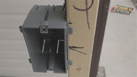 how to use single gang electrical remodeling box|extra large single gang box.